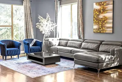 Image de King-Sized Comfort with Rooftop Skyline Views