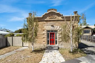 Image de Modern Refine home for 3br