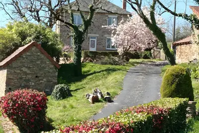 Image de Basse corrèze, gîte entièrement rénové, 8 à 12 pers. maxi