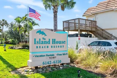 Villa 13 Island House