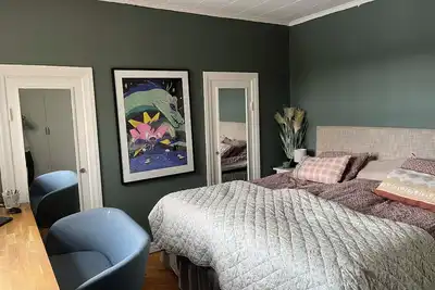 Image de Cozy house 600 meters from the city center, view of the water and beautiful nature