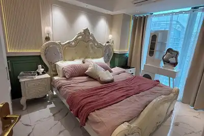 Image de Azure Resort 2br Deluxe Beach & Pool View with Bathtub • 8 Pax • Smart Toilet