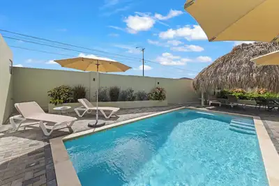 Apartment Luna, Mambo Beach