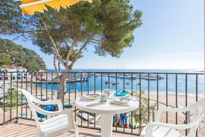 Image de (Bonet 2)3 bedroom beach side apartment