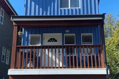 Image de Sandy Toes and Salty Seas