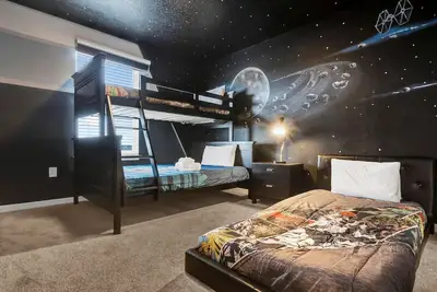 Image de Last Minute Disney! Private Pool, Hot Tub, Game Room & Themed Bedrooms. Book Now! #Wir445