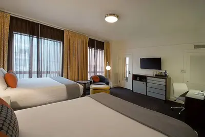 Image de Premium Double Retreat Near Pearl District & Powell’s City of Books