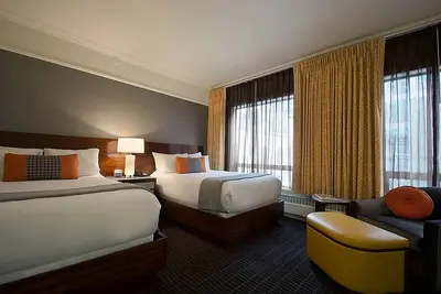 Image de 4 Vibrant Units w/ Double Stay Near Pearl District & Powell’s City of Books