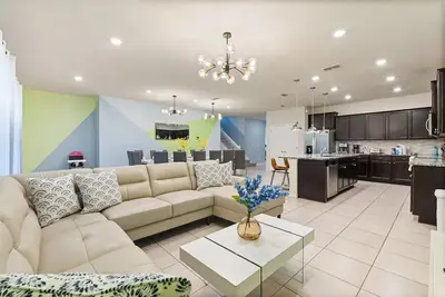 Image de Last Minute Disney! Private Pool, Hot Tub, Game Room & Themed Bedrooms. Book Now! #Wir438