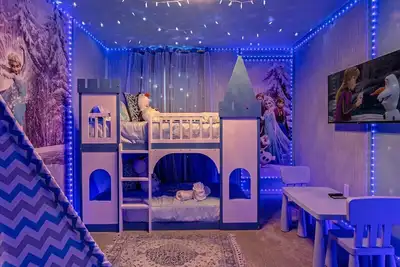 Image de Last Minute Disney! Private Pool, Hot Tub, Game Room & Themed Bedrooms. Book Now! #Wir444