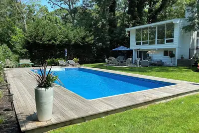 Image de Great Oneck Woods Location Salt Water Pool