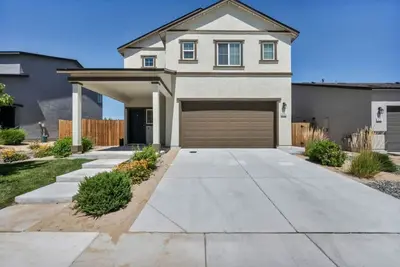 Image de Comfort & Convenience in a Quiet Reno Neighborhood