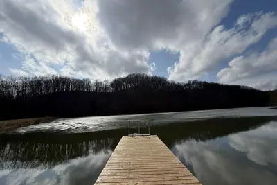 Image de Medora Getaway, Charming Lakefront Retreat in Scenic Medora, Indiana