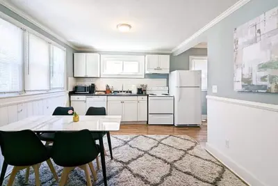 Image de Spacious 3 Bed 1. 5 Bath Near Moron Trail!