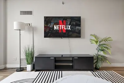 Image de Downtown Skyview - 25th fl - Parking - Pool - Gym