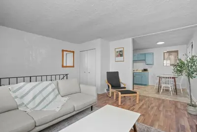 Image de Spacious 3bed in the heart of Ne Minneapolis