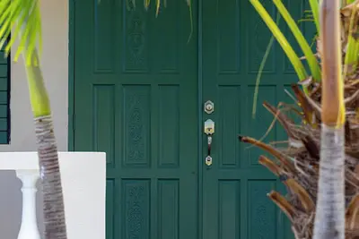 Image de The Green Door, Apartment on Barbados' West Coast