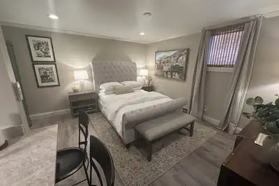 Image de Charming & Luxurious Downtown Durango Hideaway