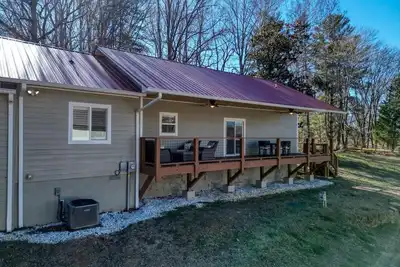 Image de Lakeview Villa #3 near Lake Chatuge.