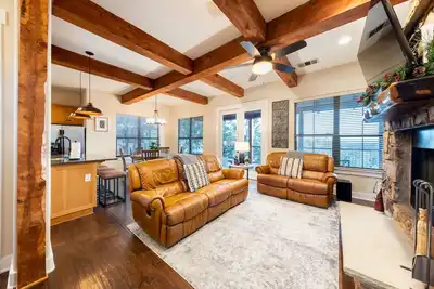 Image de Stunning sunset view Cabin on Northshore Lake Travis