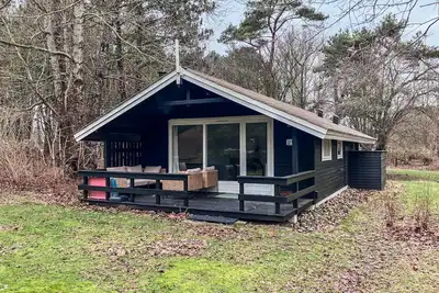 Image de Maison agréable de 2 chambres à Hundested