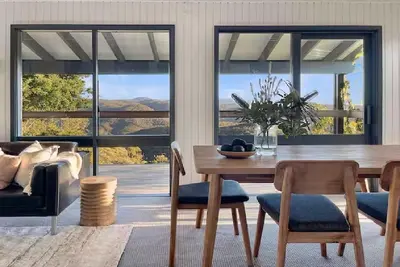 Image de Clifftop cottage escape with breathtaking views