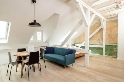 Image de Central & bright - penthouse 23 in the Häselburg