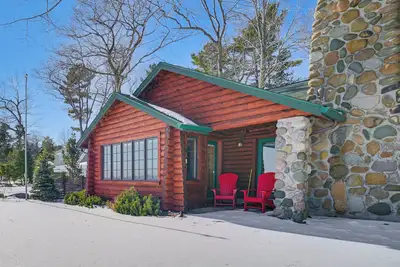 Image de Waterfront Cottage: Family Getaway at Lake Huron!