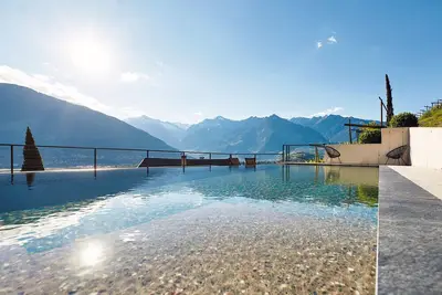 Image de Appartement Pratenberg Exclusive Privat Lounge avec vue montagne, sauna & piscine rooftop