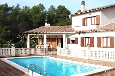 Image de Villa Tarannà - Private swimming pool - Barbecue - Cunit - Mountain - 11pax - 5rooms