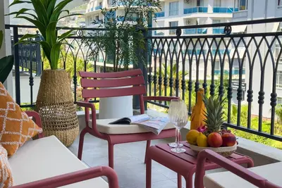 Image de Qoople Elite 4 Elize 29 neue Wohnung im Stadtzentrum by Interhome