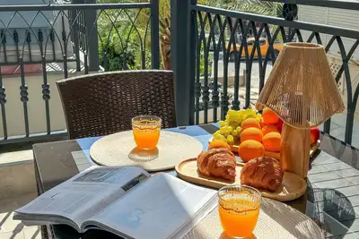 Image de Qoople Elite 4 Elize 6 neue Wohnung im Stadtzentrum by Interhome