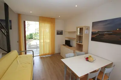 Image de Maison mitoyenne avec jardin