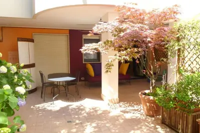 Image de Bel appartement avec jardin privé pour quatre personnes à Grado