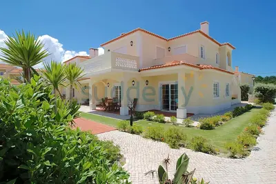 Image de Afonso V 3 - Appartement de 3 chambres avec accès à piscine commune