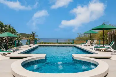 Image de \"DeeDee Villa Retreat\" Villa 1 mit privatem Pool by Interhome