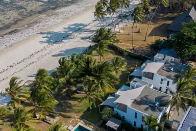 Image de Ahadi-Beach-Villa 1 by Interhome