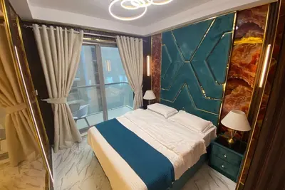Image de Luxuriöse 2-Schlafzimmer-Wohnung direkt am Strand by Interhome