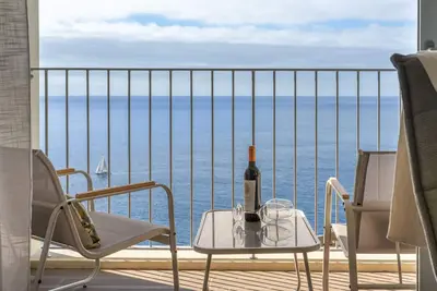 Image de Premium apartment panoramic seaview |AtlanticFrame