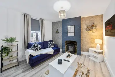 Image de Maison-Confort-Salle de bain privée-Vue sur Rue