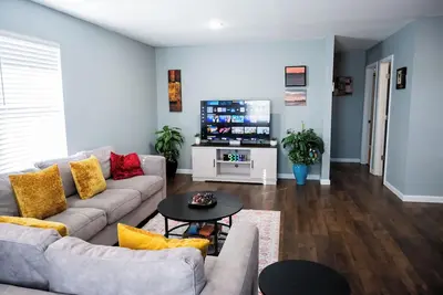 Image de Cozy 2-Bedroom House in Enchanting Rolla with Ac Comfort