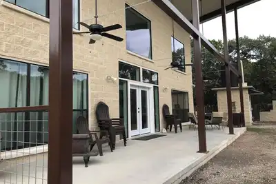 Image de Private Heritage River Property-Stunning Views on West Prong of the Frio River.