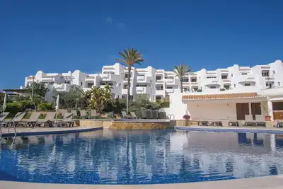 Image de Beautiful South facing Ground floor 2 bed 2 bath Luxury Apt on Clube Albufeira
