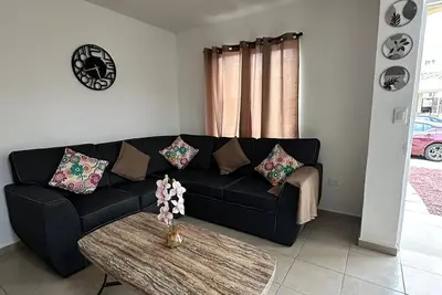 Image de 🌿 Comfort and tranquility: beautiful furnished house in gated community with security