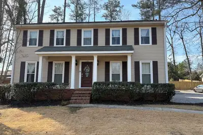 Image de Home away from home for the Masters rental