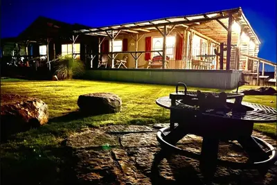 Image de Mountain views, quiet location, Close to Fort Sill and Medicine Park!