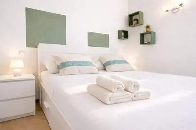 Image de Palau, Port, Beach & Parking