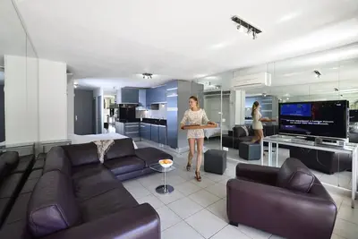 Image de Miroir - Studio Héliopolis D 72 - Luxe - 4 personnes