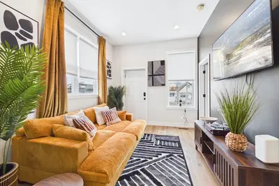 Image de Modern Zen 2br: Quiet Stay & Free Parking