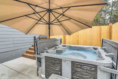 Hike & Fish: Group Getaway w/ Hot Tub in Bailey!